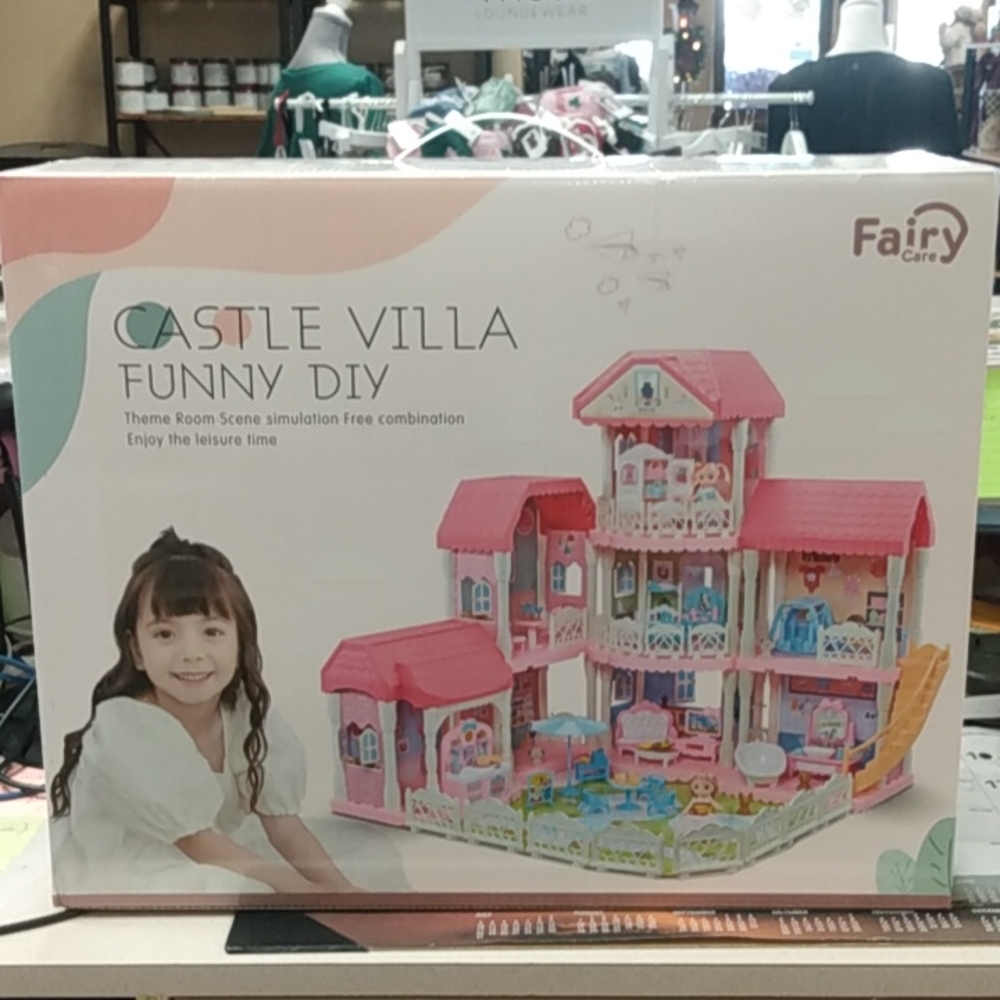 Castle Villa Funny DIY